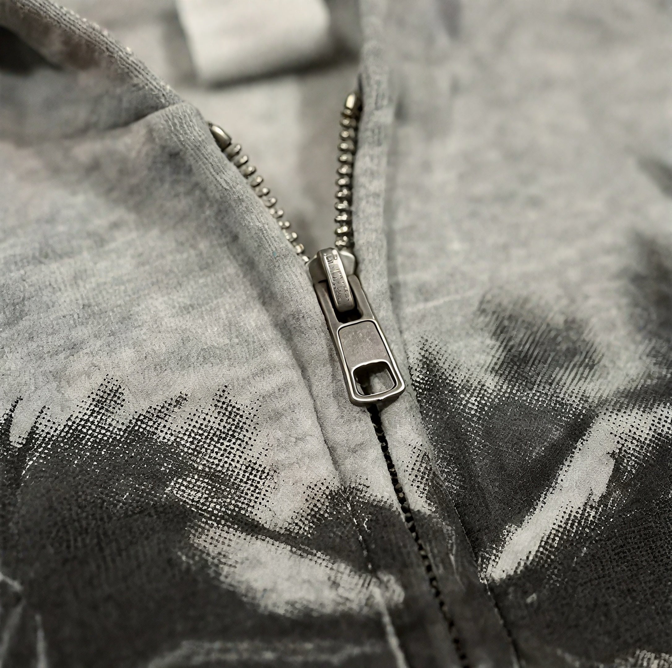GHOST CHAIN ZIP HOODIE®